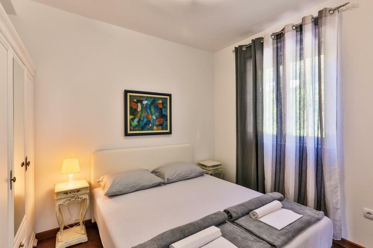 Apartmani Visum Sveti Stefan Exterior foto