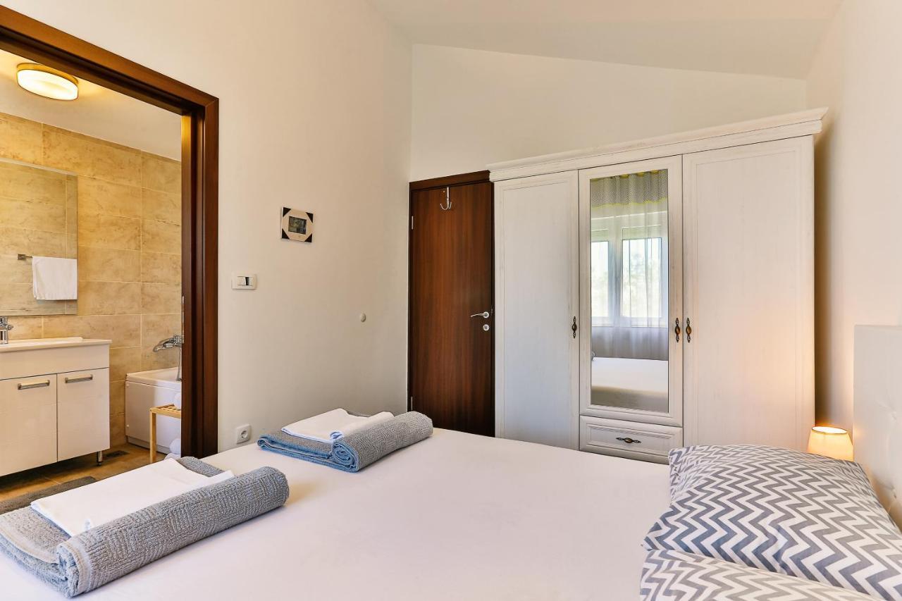 Apartmani Visum Sveti Stefan Exterior foto